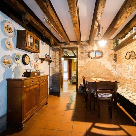 Ca' Rielo Apartment