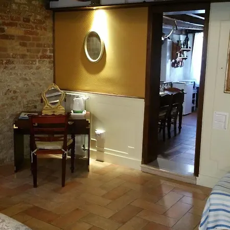 Ca' Rielo Apartment